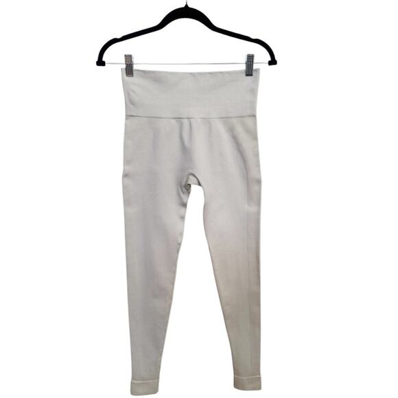 SET Active Sculptflex Leggings in Oatmilk Size Medium - Picture 2 of 8